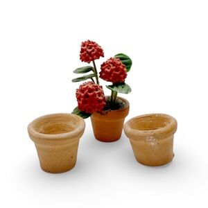 Vintage Dollhouse Miniature Decor Set of Clay Pots & Potted Geranium